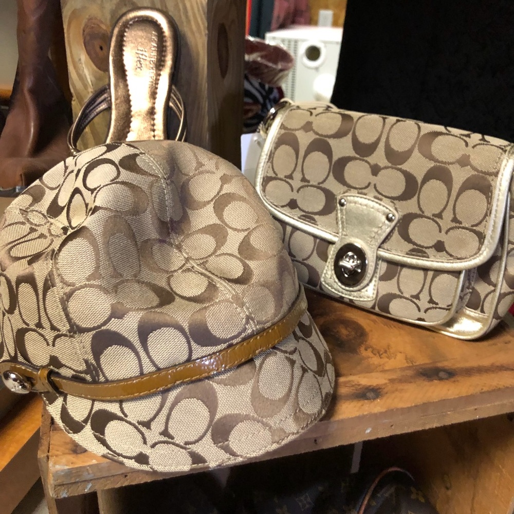 Coach hat and crossbody bag